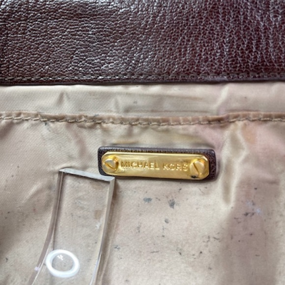 Michael Michael Kors sutton clutch - Picture 7 of 10